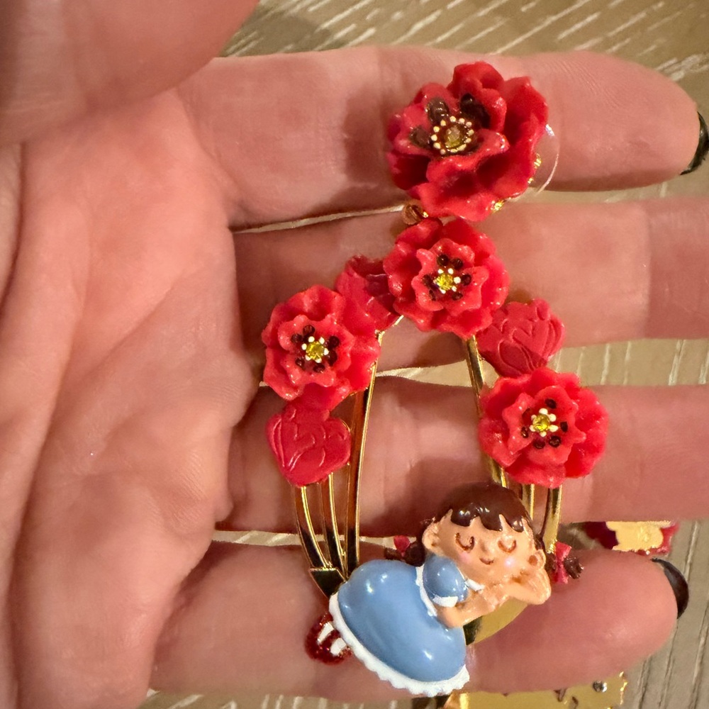 Les Nereides N2 Wizard of Oz Dorothy Earrings | NWT - Picture 4 of 8